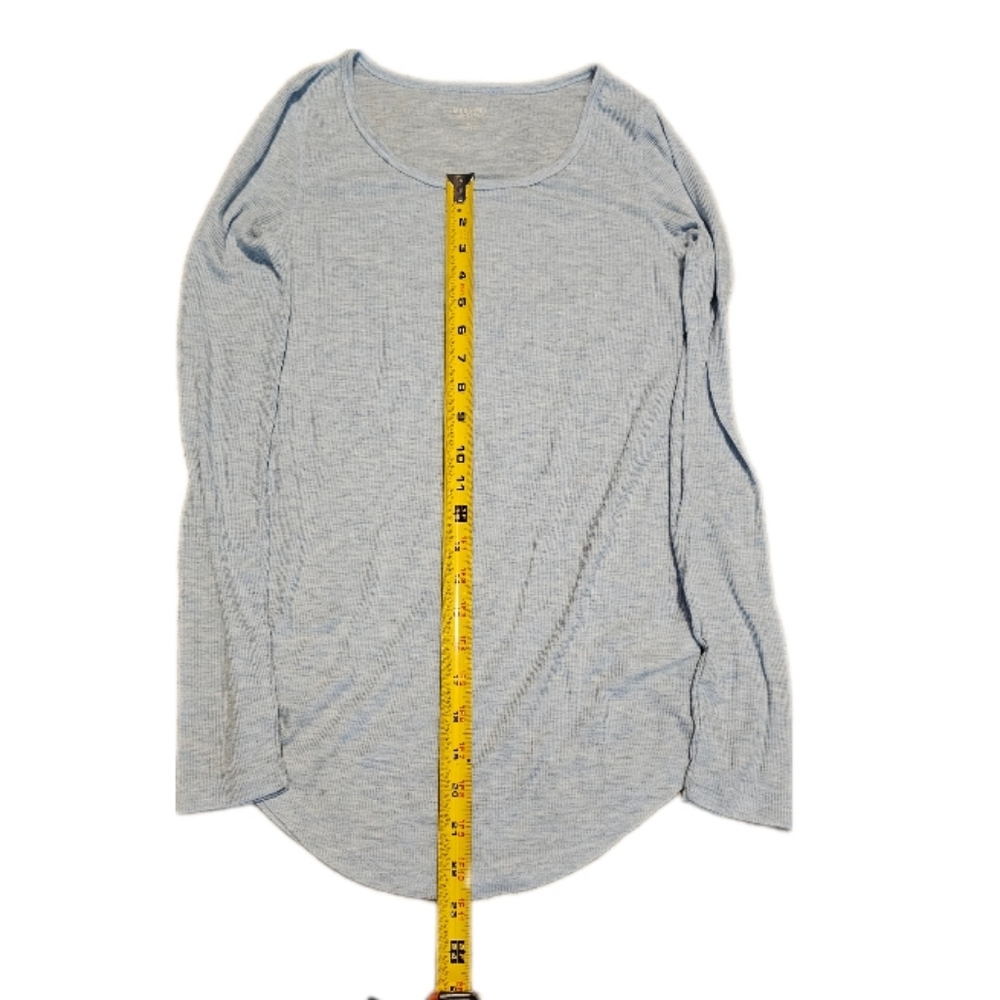 2 Ribbed Layer Shirts Medium - Picture 3 of 5